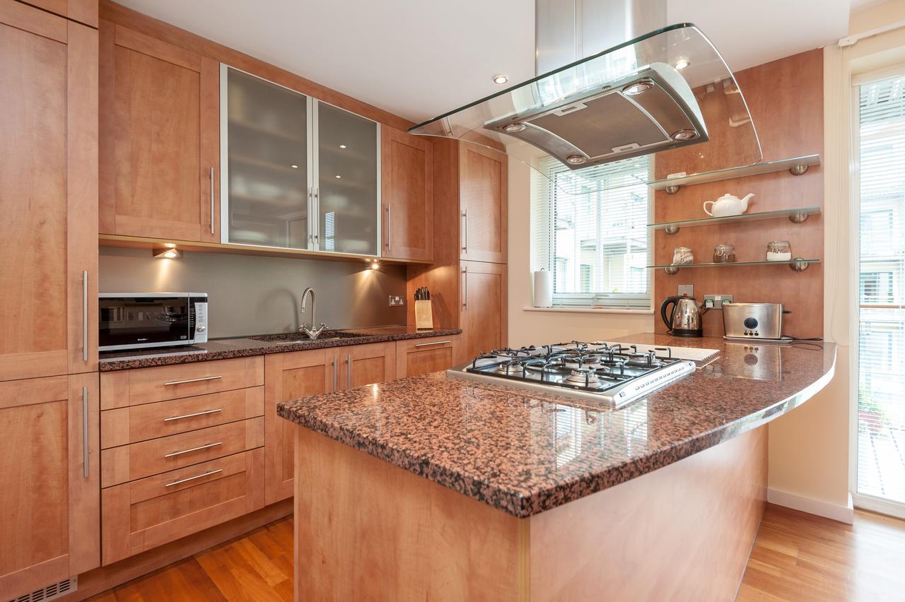 The Holyrood Road Residence Edinburgh Room photo